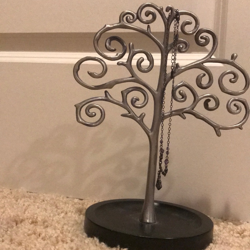 Jewelry tree - Picture 2 of 2